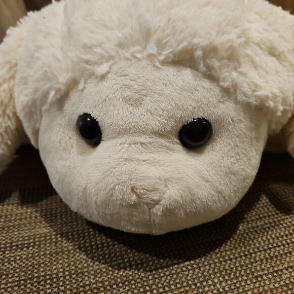 Lamby Cream Color with Mint Green Satin Bow Baby Mat Like New - Picture 6 of 12